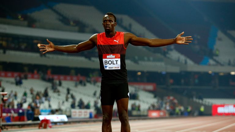 LONDON, ENGLAND - JULY 22:  Usain Bolt of Jamaica celebrates after winning the mens 200m during Day One of the Muller Anniversary Games at The Stadium - Qu