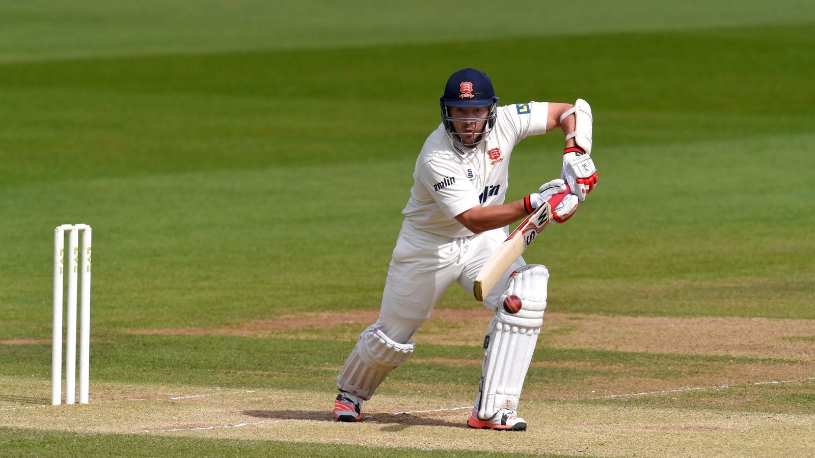 Graham Napier stars with bat as Essex go top of table Cricket News