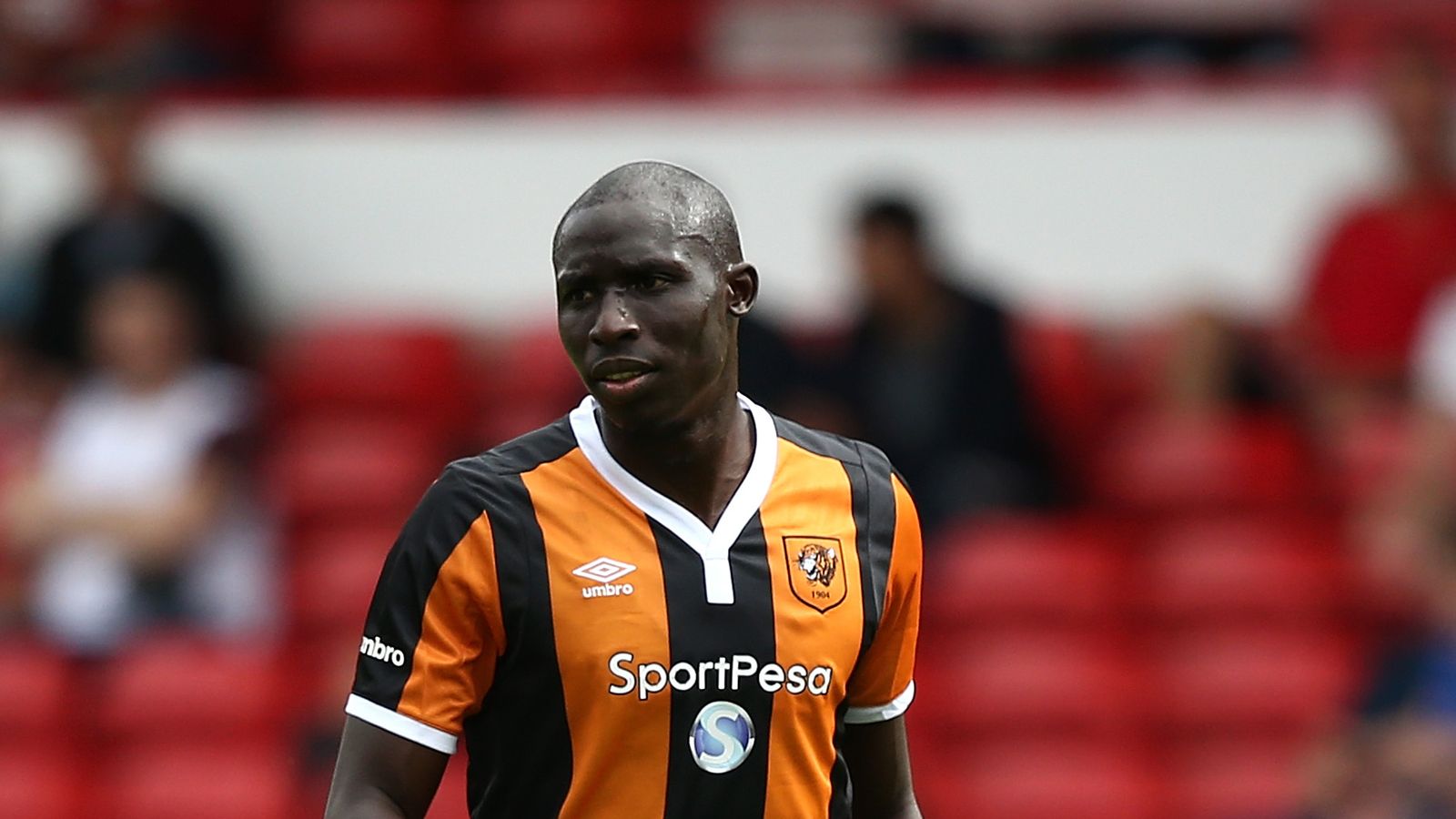 Newcastle trigger Hull midfielder Mohamed Diame's transfer ...