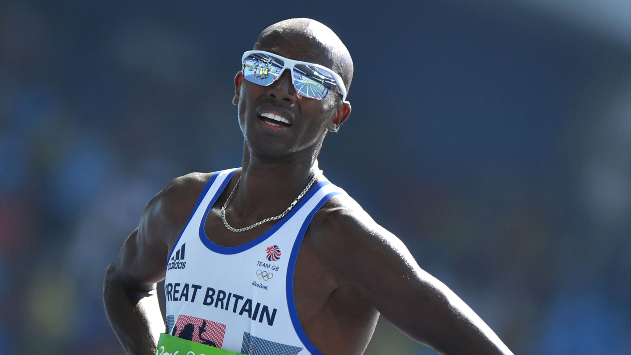Mo Farah Qualifies For 5 000m Final After Another Scare At Rio Games Olympics News Sky Sports