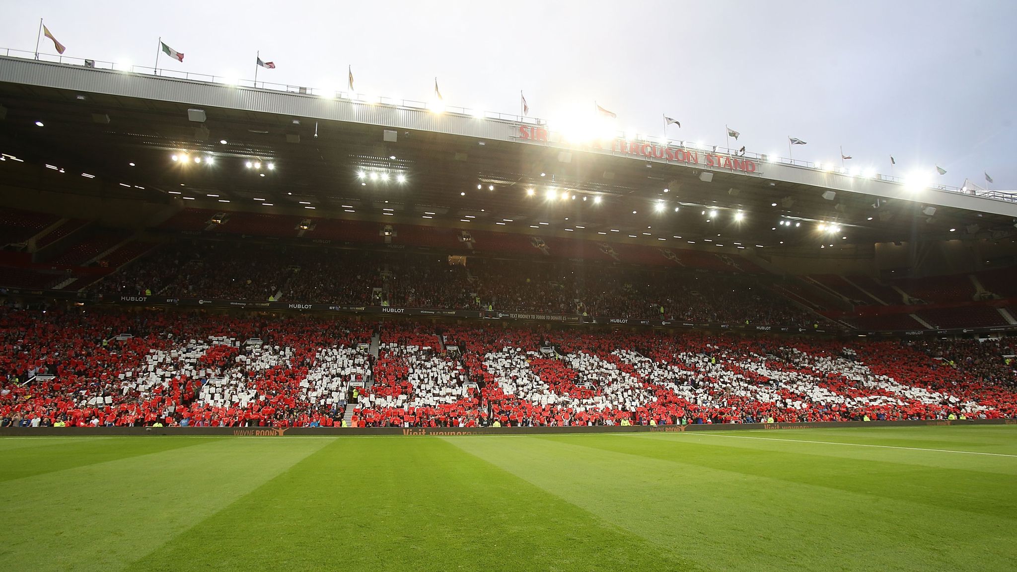 Manchester United 0-0 Everton: Drab draw in Wayne Rooney's testimonial ...