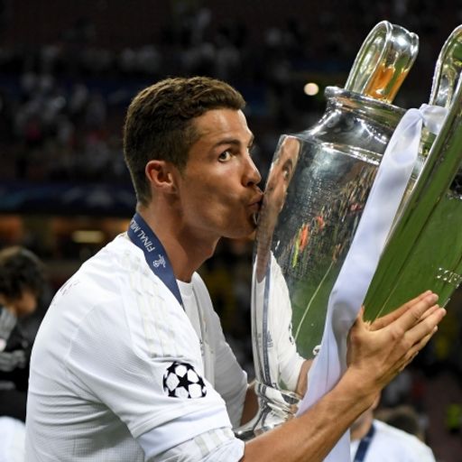 Ronaldo wins UEFA award