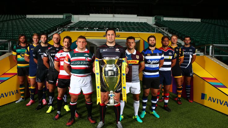 LONDON, ENGLAND - AUGUST 25: (L-R) Tom Wood, Captain of Northampton Saints, Gerritt-Jan Van Velze, Captain of Worcester Warriors, Ally Hogg, Captain of New