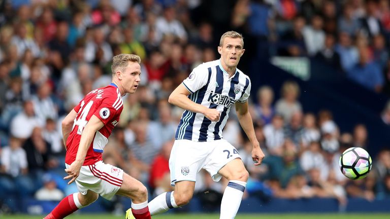 Adam Forshaw and Darren Fletcher in action