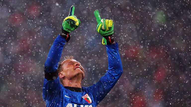 Alex Manninger in action for Augsburg