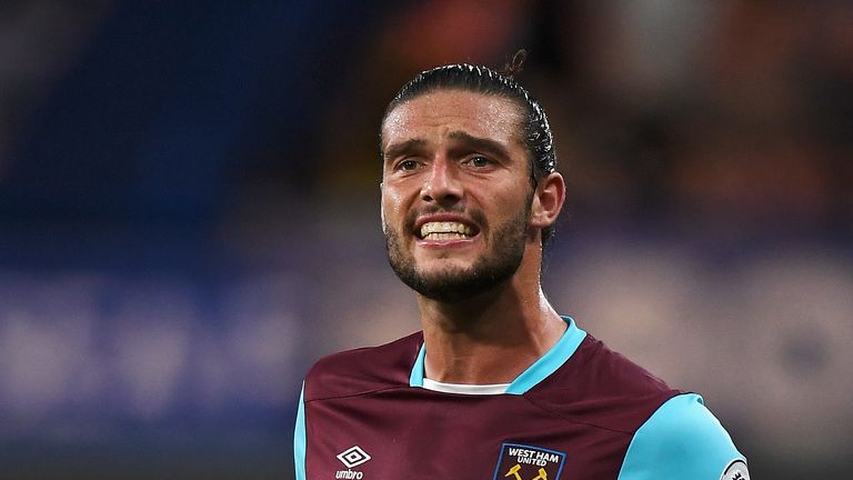 LONDON, ENGLAND - AUGUST 15: Andy Carroll of West Ham United reacts during the Premier League match between Chelsea and West Ham United at Stamford Bridge 