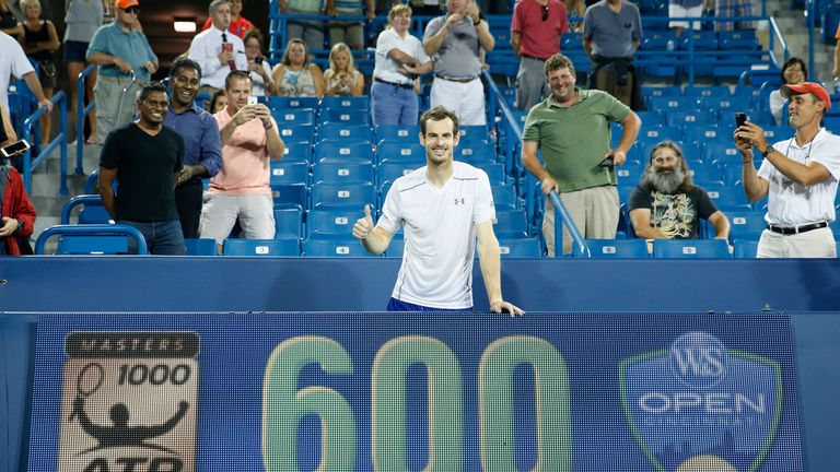 MASON, OH - AUGUST 18: Andy Murray of Great Britain celebrates his 600th career win following a third round match against Kevin Anderson of South Africa on