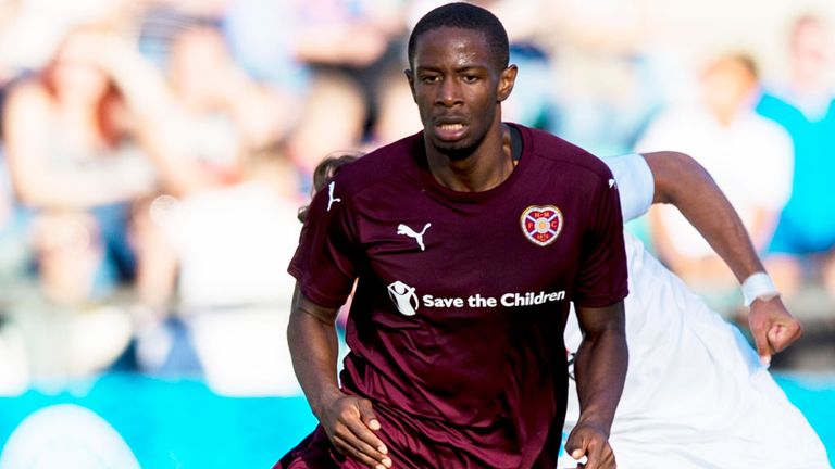 Arnaud Djoum has signed a new contract with Hearts
