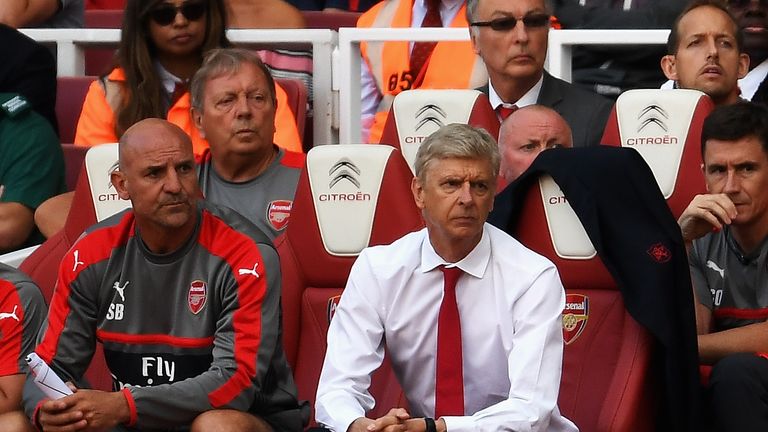 LONDON, ENGLAND - AUGUST 14: Arsene Wenger, Manager of Arsenal looks on during the Premier League match between Arsenal and Liverpool at Emirates Stadium o