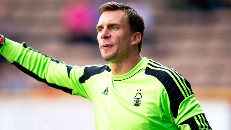 Dorus de Vries has signed a two-year contract with Celtic