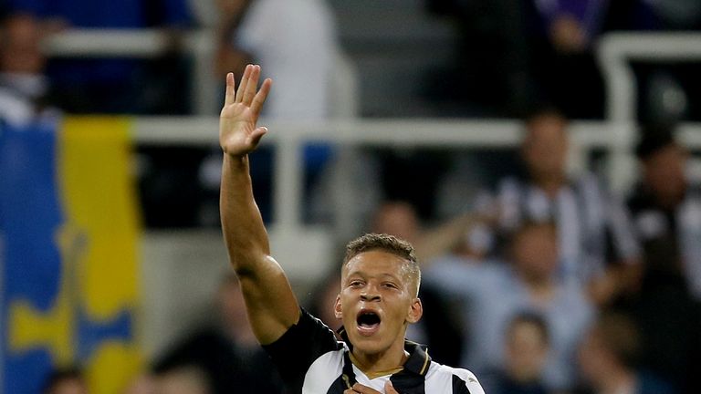 Newcastle United's Dwight Gayle celebrates scoring his side's fourth goal of the game during the Sky Bet Championship match at St James' Park, Newcastle.