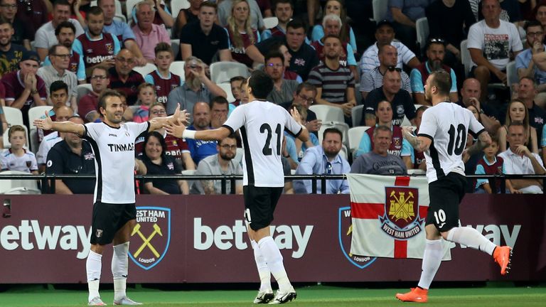 Astra Giurgiu's Filipe Teixeira celebrates scoring his side's first goal of the game