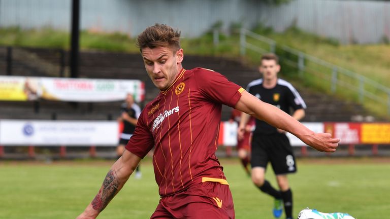 Motherwell's Jacob Blyth will need to replace the goals of the injured Louis Moult.