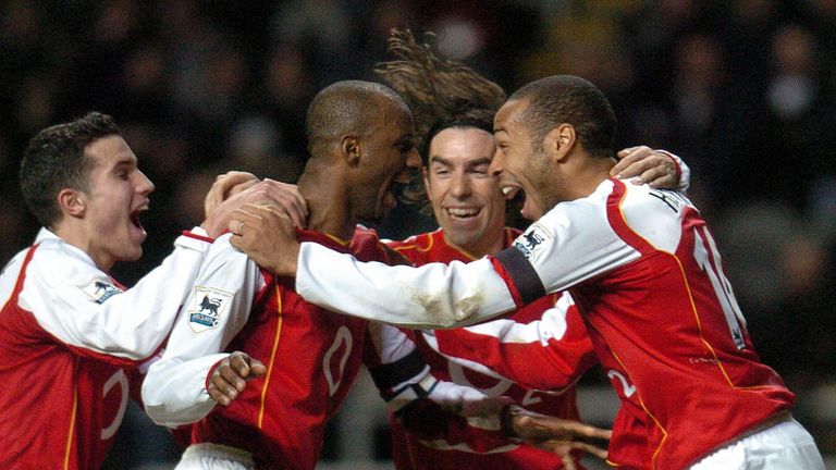 Patrick Vieira (left) and Thierry Henry (right) were crucial to Arsenal's dominance