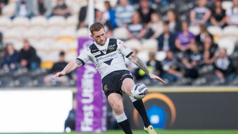 Hull FC's Marc Sneyd kicks forward during their Super 8s match against Castleford 