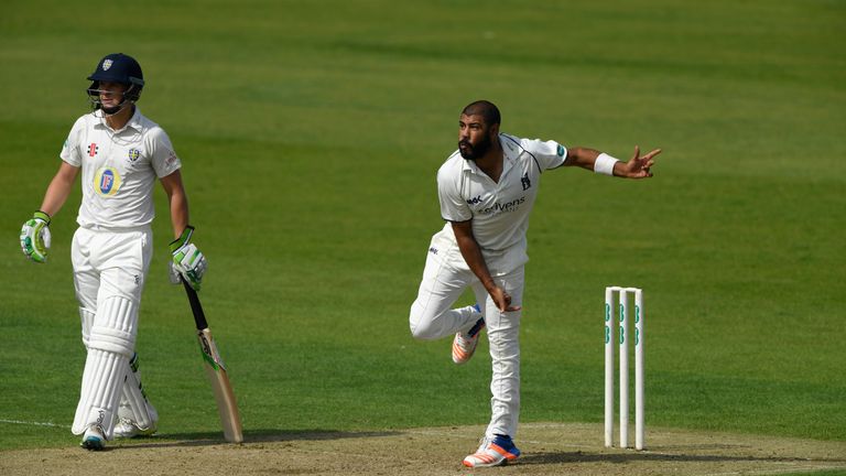 Warwickshire bowler Jeetan Patel in action during day one of the Specsavers County Championship Division One match