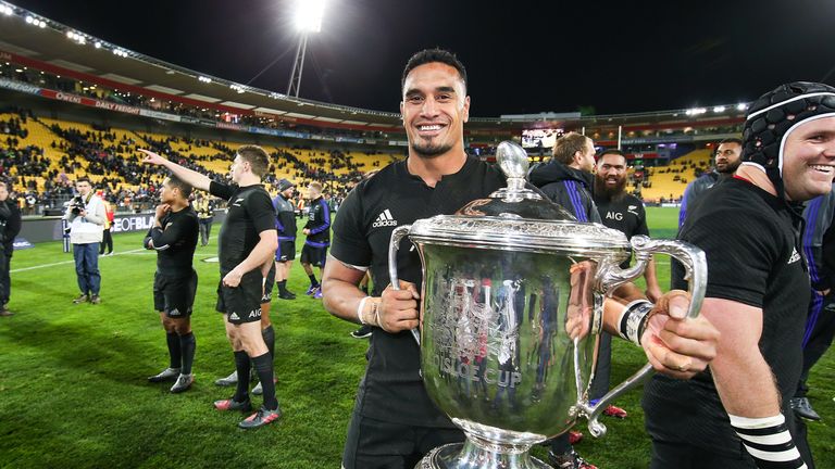 Jerome Kaino celebrates with the Bledisloe Cup after the Rugby Championship match between the All Blacks and Wallabies in Wellington, August 2016