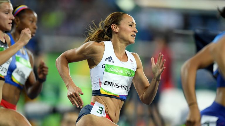 Jessica Ennis-Hill of Great Britain compete during the Women's Heptathlon 200m on Day 7 of the Rio 2016 Olympic Games 