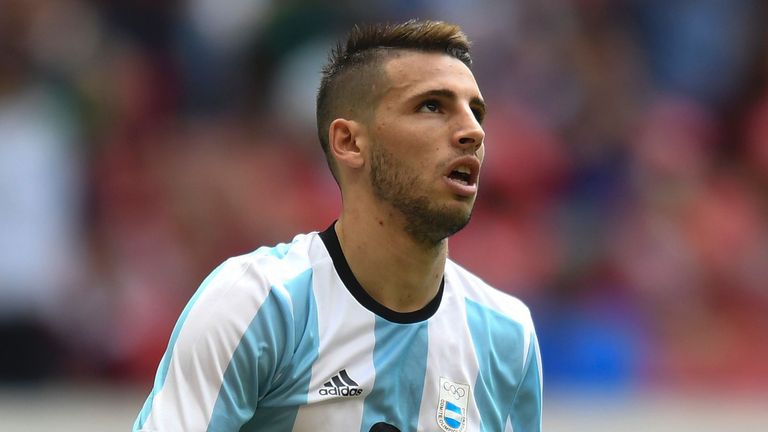 Jonathan Calleri has joined West Ham on a season-long loan