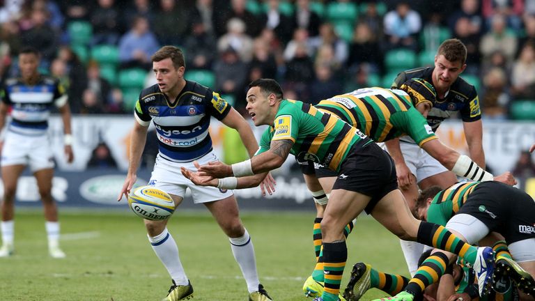 NORTHAMPTON, ENGLAND - APRIL 30:  Kahn Fotuali'i of Northampton passes the ball during the Aviva Premiership match between Northampton Saints and Bath at F