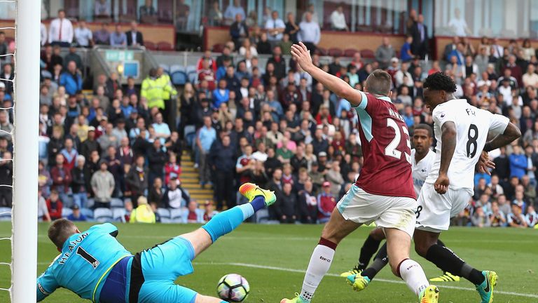 Leroy Fer scores Swansea's winner