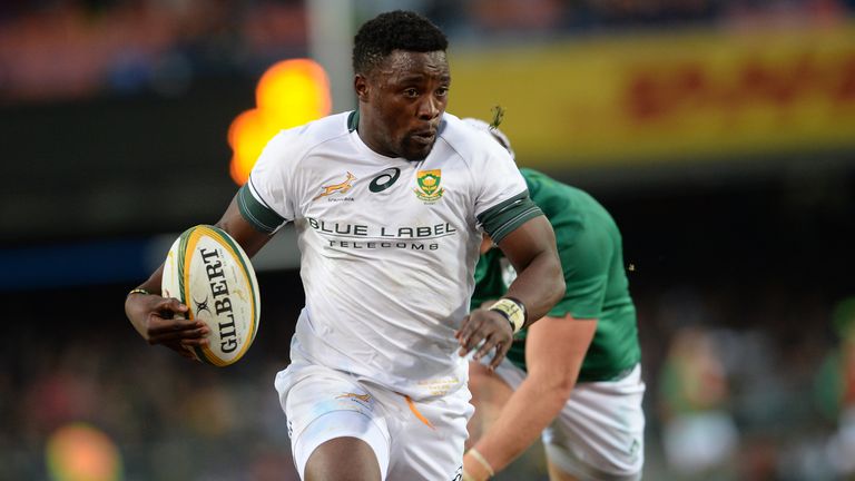CAPE TOWN, SOUTH AFRICA - JUNE 11: Lwazi Mvovo of the Springboks on his way to score a try during the 1st Castle Lager Incoming Series Test match between S