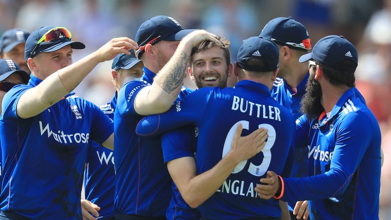 England's Mark Wood (centre) celebrates taking the wicket of Pakistan's Sharjeel Khan during the Royal London One Day International at the Ageas Bowl
