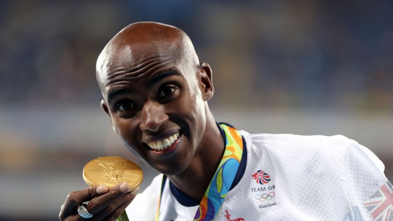 Great Britain's Mo Farah with his gold medal