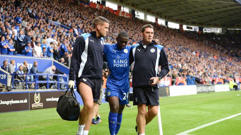 Nampalys Mendy (C) limps off the pitch at the King Power Stadium
