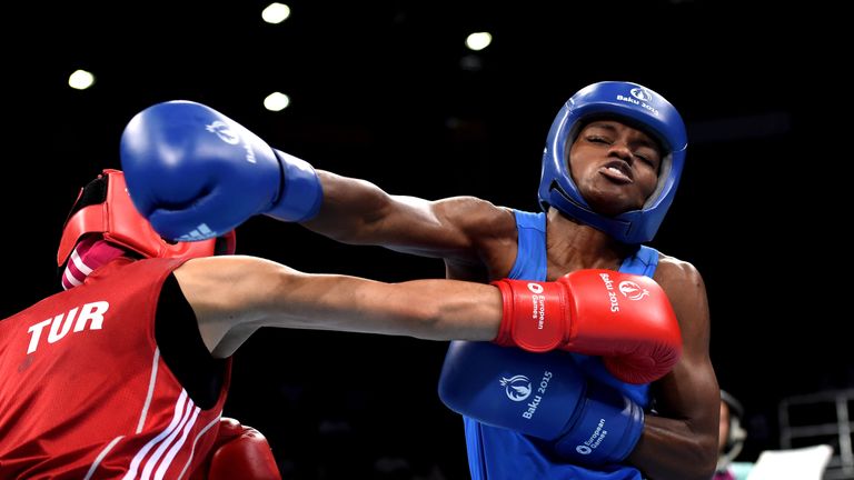 BAKU, AZERBAIJAN - JUNE 24:  Nicola Adams of Great Britain (blue) and Elif Coskun of Turkey (red) compete in the Women's Boxing Flyweight (48-51kg) Semi Fi