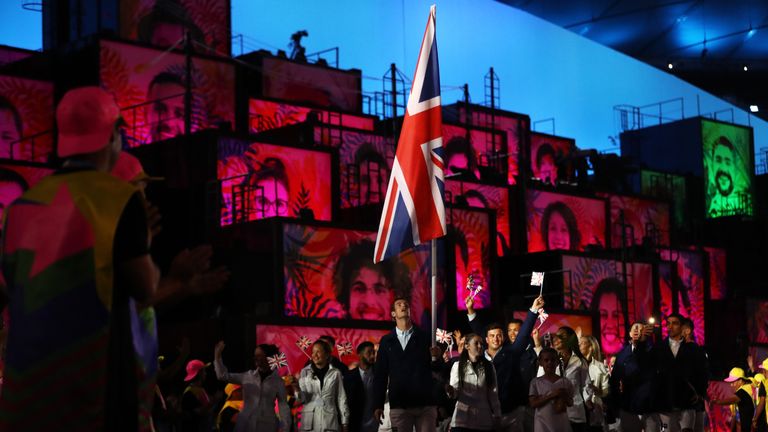 RIO DE JANEIRO, BRAZIL - AUGUST 05:  Flag bearer Andy Murray of Great Britain leads the team entering the stadium during the Opening Ceremony of the Rio 20