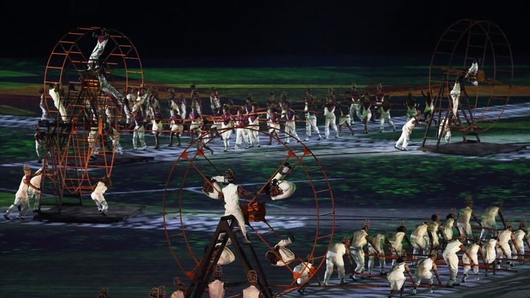 RIO DE JANEIRO, BRAZIL - AUGUST 05:  Dancers perform during the Opening Ceremony of the Rio 2016 Olympic Games at Maracana Stadium on August 5, 2016 in Rio