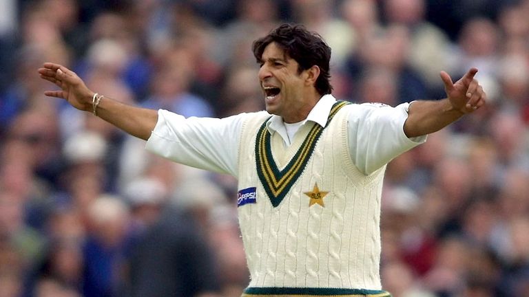 Pakistan bowler Wasim Akram celebrates the run out of England batsman Graham Thorpe (not in picture)