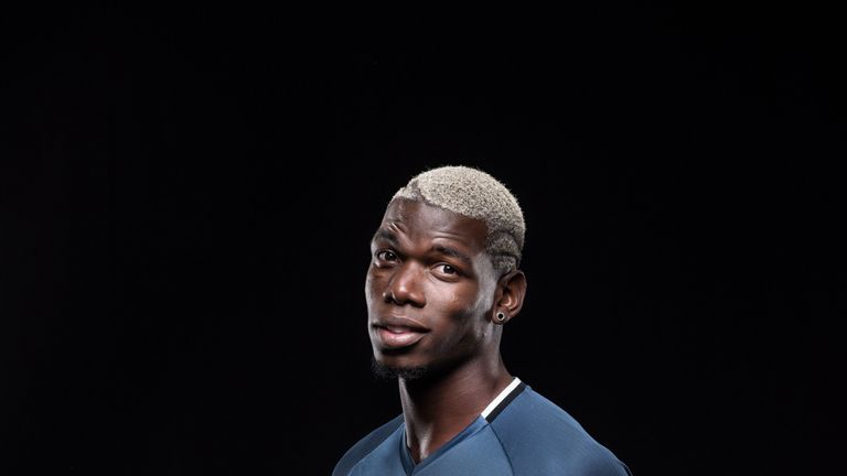 MANCHESTER, ENGLAND - AUGUST 08:  (MINIMUM FEES APPLY - MINIMUM PRINT/BROADCAST FEE OF 150 GBP, ONLINE FEE OF 75 GBP, OR LOCAL EQUIVALENT) (EXCLUSIVE COVER