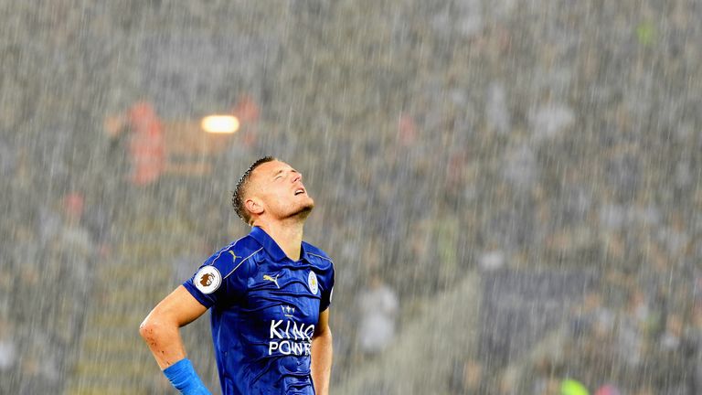 Jamie Vardy of Leicester City looks to the sky during the match between Leicester and Swansea