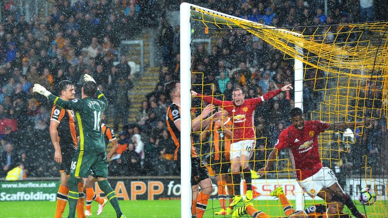 Marcus Rashford scores for Manchester United