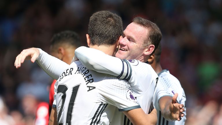 Wayne Rooney celebrating with Ander Herrera