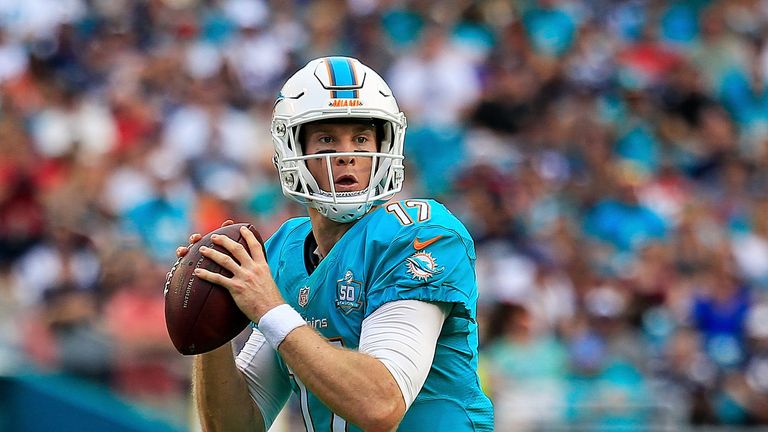 MIAMI GARDENS, FL - JANUARY 03:  Ryan Tannehill #17 of the Miami Dolphins in action during the first half of the game against the New England Patriots at S