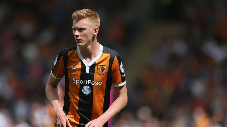 HULL, ENGLAND - AUGUST 13:  Samuel Clucas of Hull during the Premier League match between Hull City and Leicester City at KC Stadium on August 13, 2016 in 