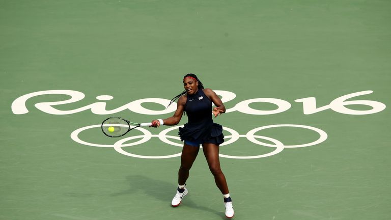 Few problems for Serena Williams in her opening singles match in Brazil