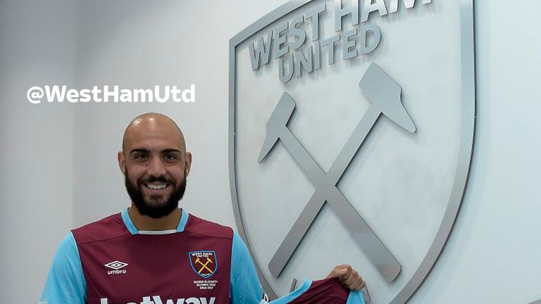 Simone Zaza signs for West Ham United (picture via @WestHamUtd on Twitter)