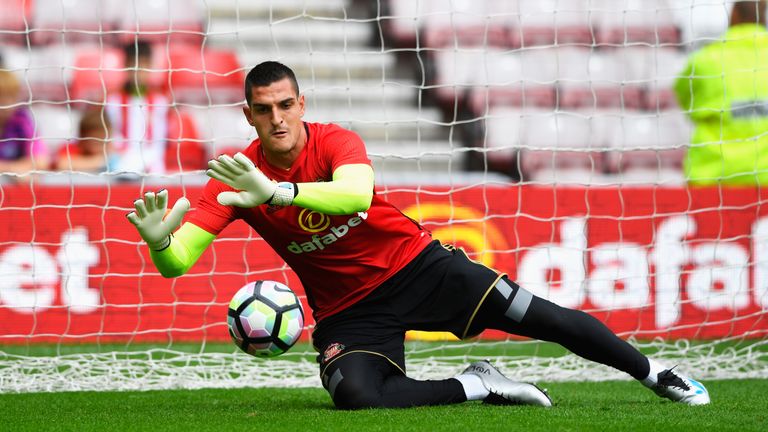 SUNDERLAND, ENGLAND - AUGUST 21:  Vito Mannone of Sunderland makes a save in the warm up prior to the Premier League match between Sunderland and Middlesbr