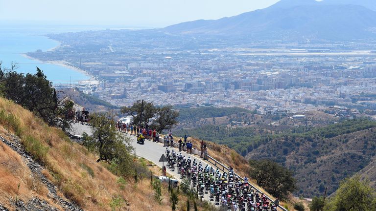 The peloton on stage three of the 2015 Tour of Spain