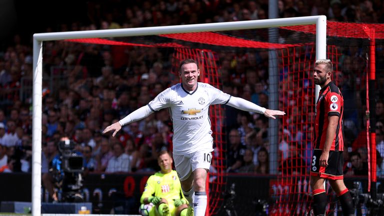 Wayne Rooney celebrates scoring his side's second goal of the game