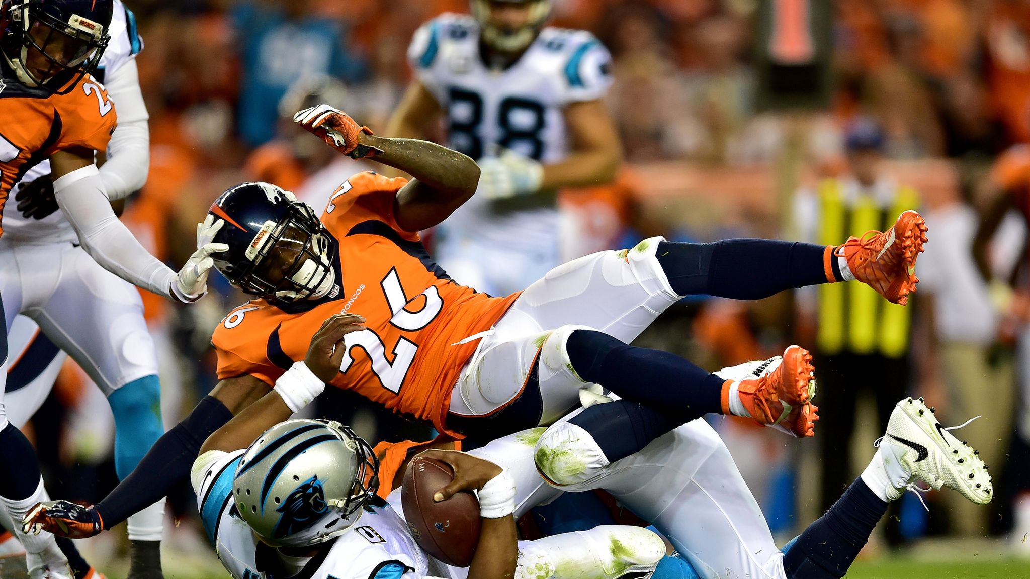 Brandon Marshall and Darian Stewart of Denver Broncos fined for