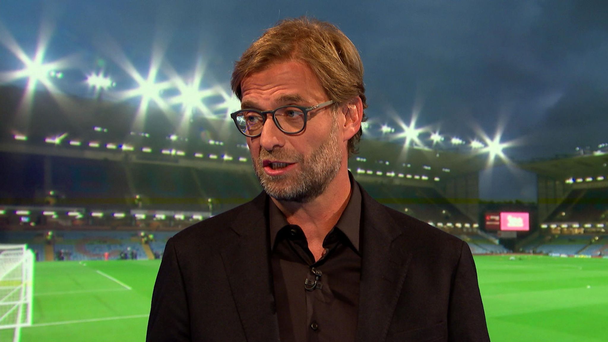 Sky Sports Premier League on X: Jurgen Klopp on Monday Night Football  LIVE! Follow updates as #LFC manager Jurgen Klopp makes his #MNF debut!    / X