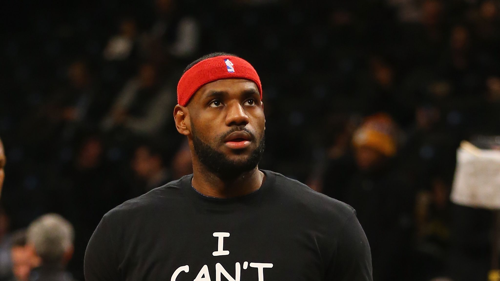 Lebron james trump outlet shirt