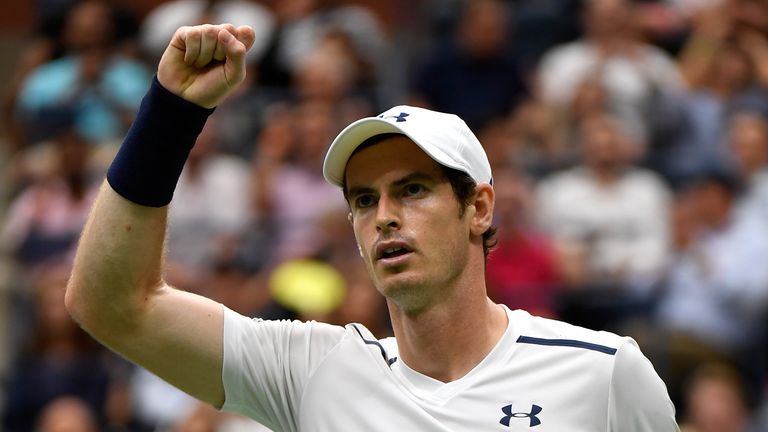 Andy Murray won the opening set against Kei Nishikori