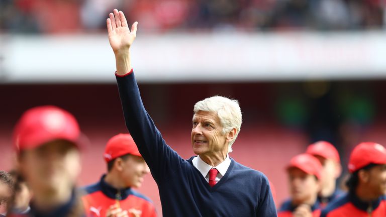 LONDON, UNITED KINGDOM - MAY 15:  Arsene Wenger Manager of Arsenal waves to supporters after the Barclays Premier League match between Arsenal and Aston Vi