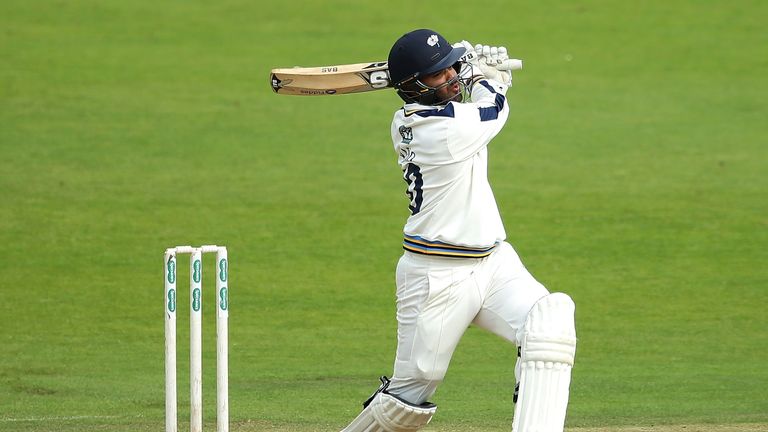 Azeem Rafiq helped Yorkshire claim maximum batting points on Wednesday